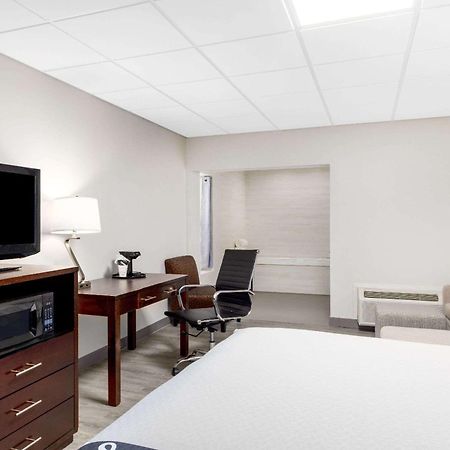 La Quinta Inn By Wyndham Lynnwood Zewnętrze zdjęcie