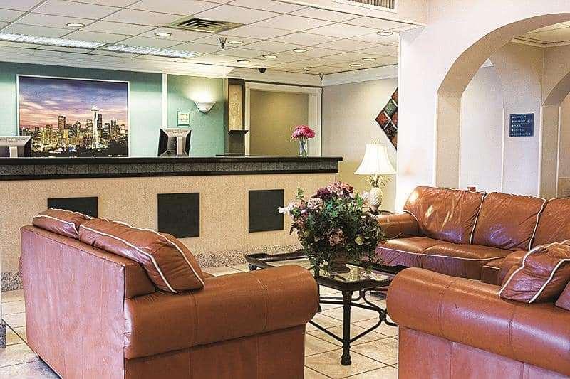 La Quinta Inn By Wyndham Lynnwood Zewnętrze zdjęcie