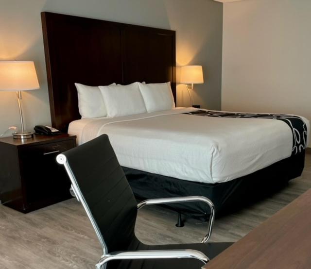 La Quinta Inn By Wyndham Lynnwood Zewnętrze zdjęcie