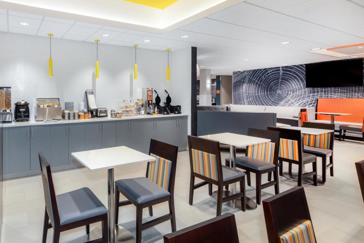 La Quinta Inn By Wyndham Lynnwood Zewnętrze zdjęcie