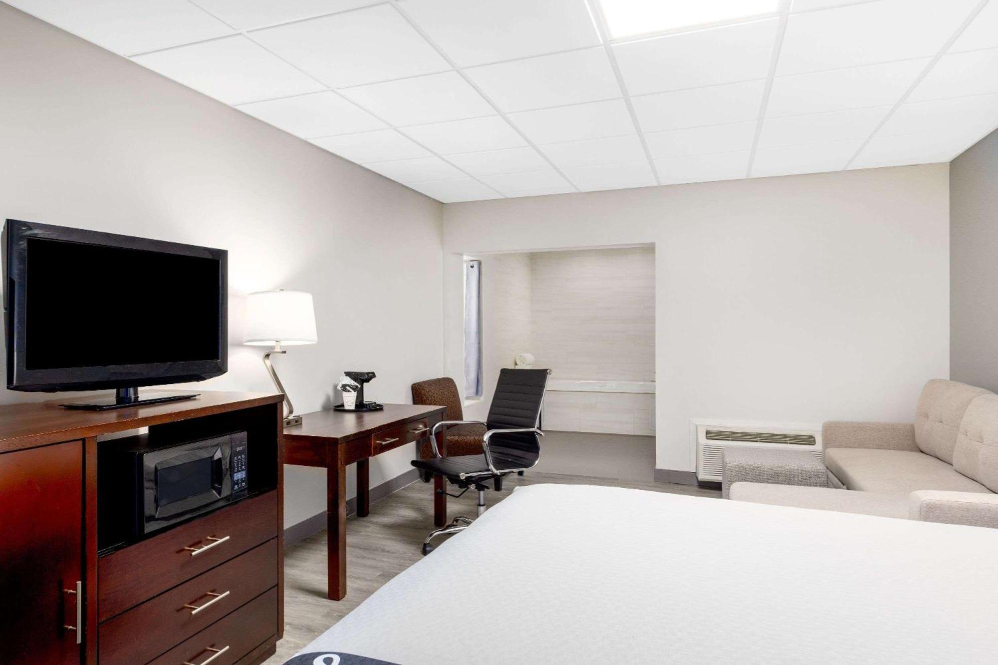 La Quinta Inn By Wyndham Lynnwood Zewnętrze zdjęcie